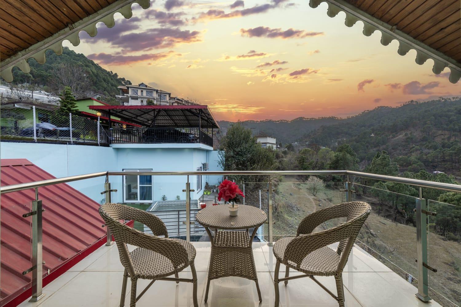 The Summer House Kasauli I Party & Music I Sky Bonfire I Managed By Exotic Stays 외부 사진